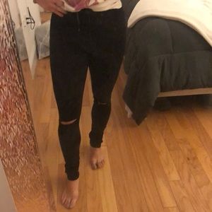 Black Skinny Jeans